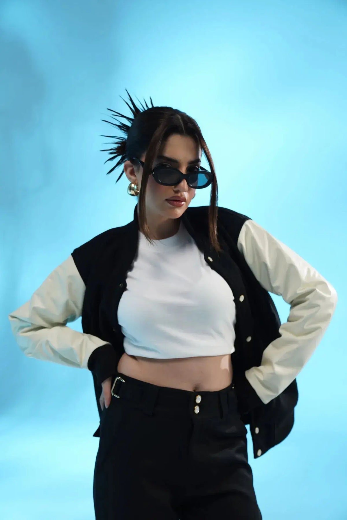 Cropped Basic Tee - WEEKEND - I Dress Like I Dream It