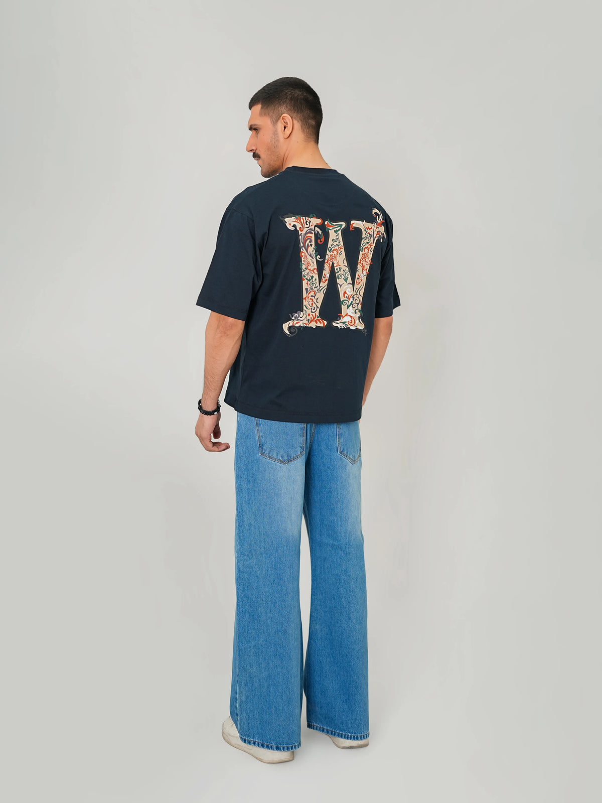W Fitted Tee – Navy