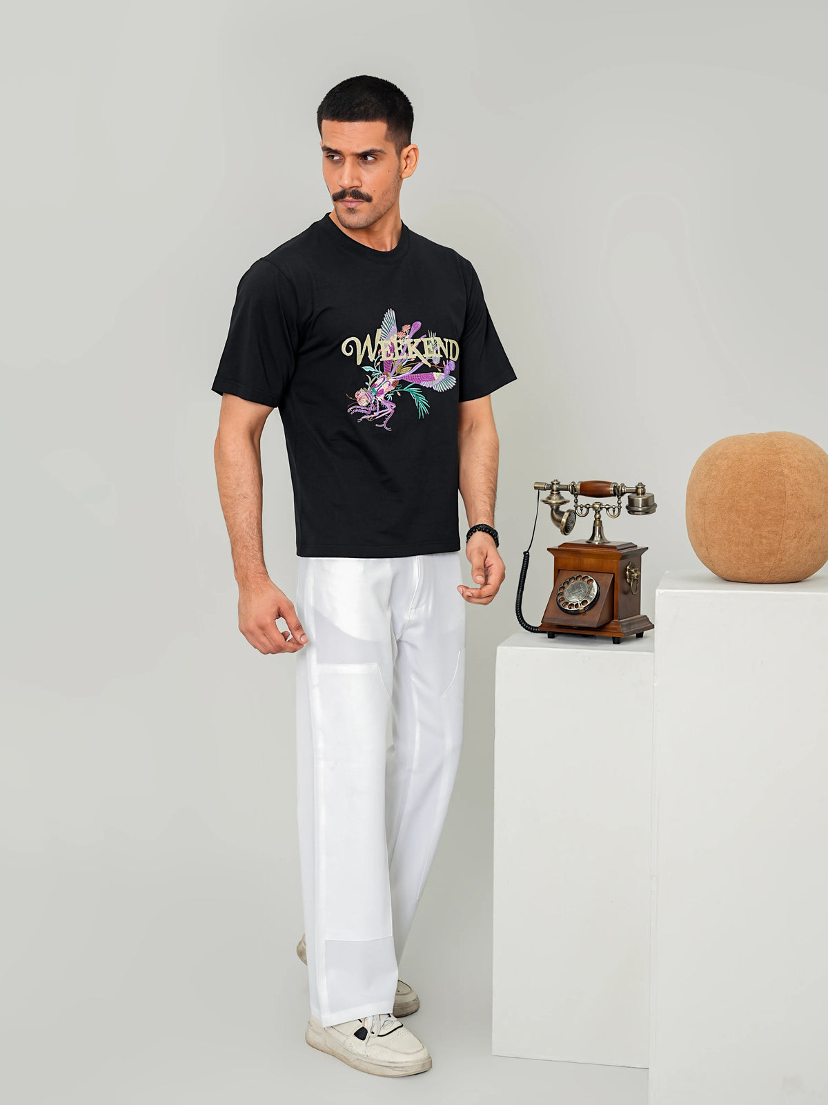 Weekend Dragonfly Tee - Black