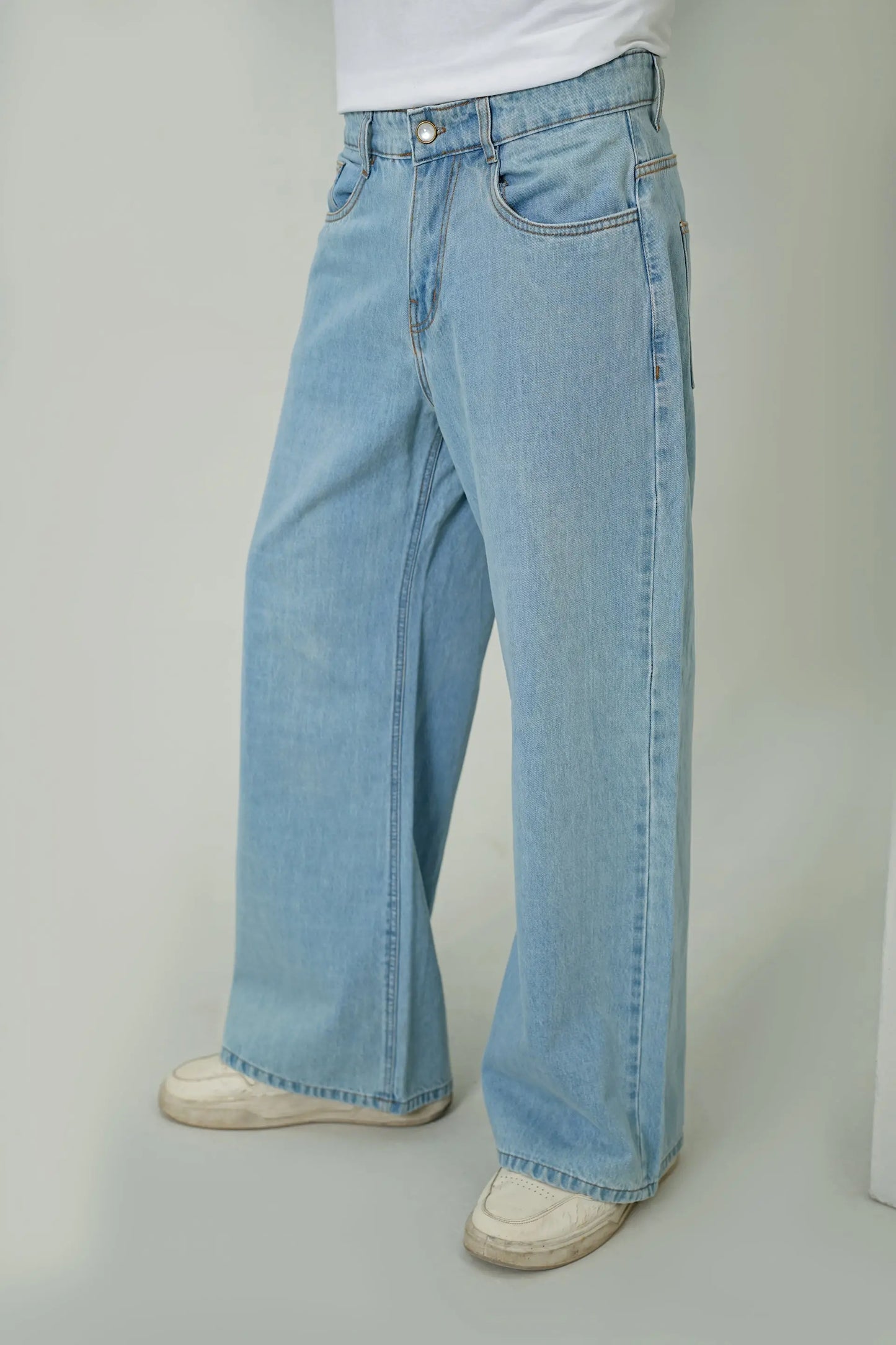 Baggy - WEEKEND - I Dress Like I Dream It