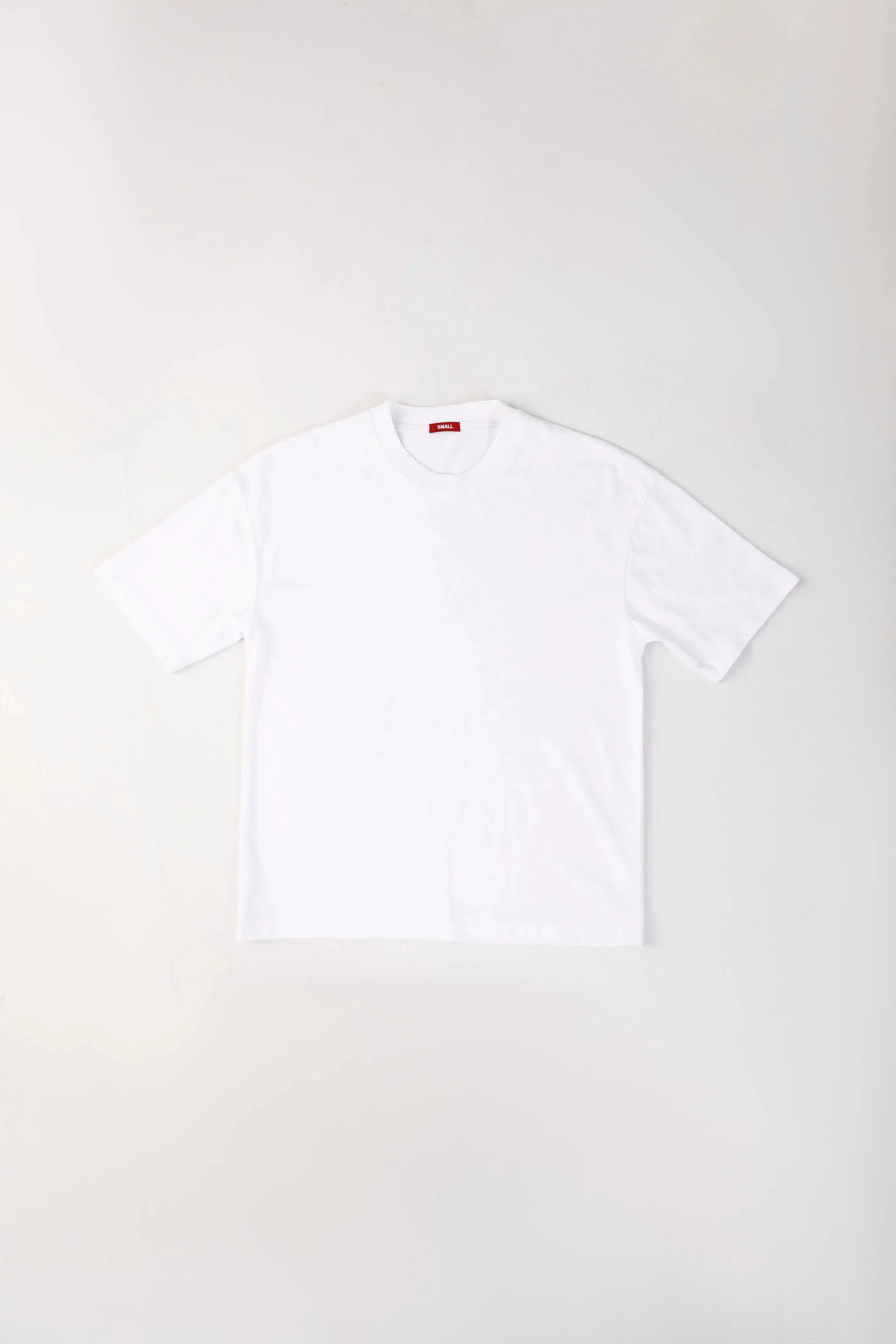 Basic Tee - WEEKEND - I Dress Like I Dream It