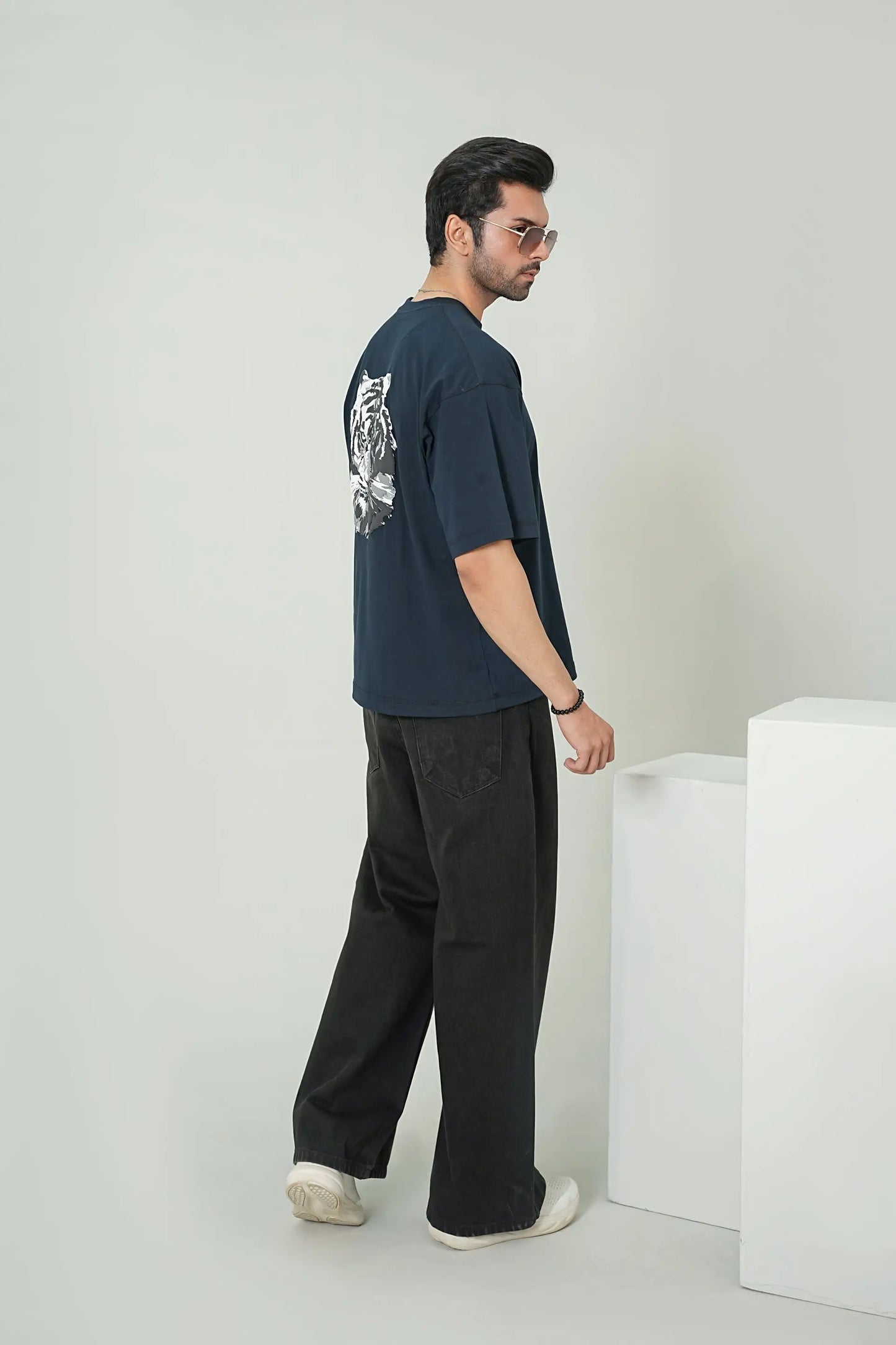 Navy "Camo Tiger" Tee – Boxy Fit - WEEKEND - I Dress Like I Dream It
